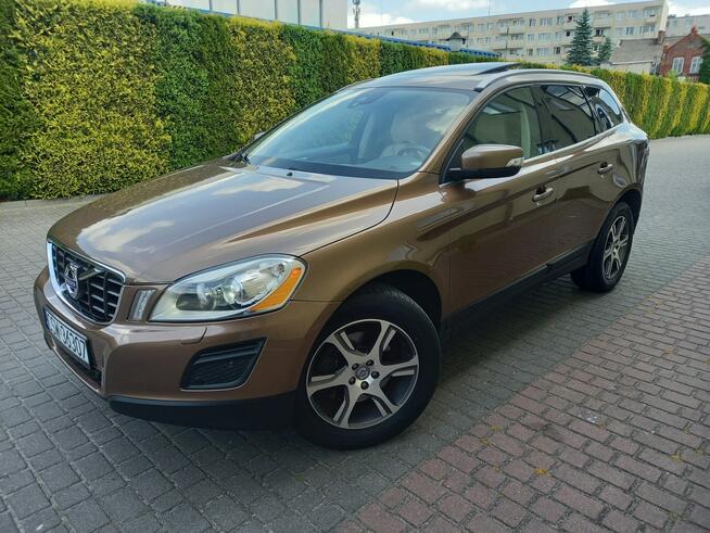 Volvo XC 60 2.0D 5Cylindrów Bi-Xenon Skóry Panorama Navi Kamera 169TysKm Przebiegu