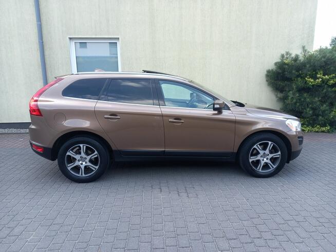 Volvo XC 60 2.0D 5Cylindrów Bi-Xenon Skóry Panorama Navi Kamera 169TysKm Przebiegu