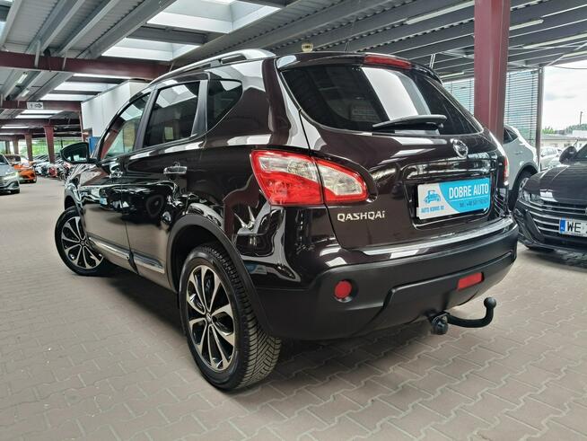 Nissan Qashqai 2.0 141KM Kamery 360, Dach Panoramiczny, Navigacja,Tempomat