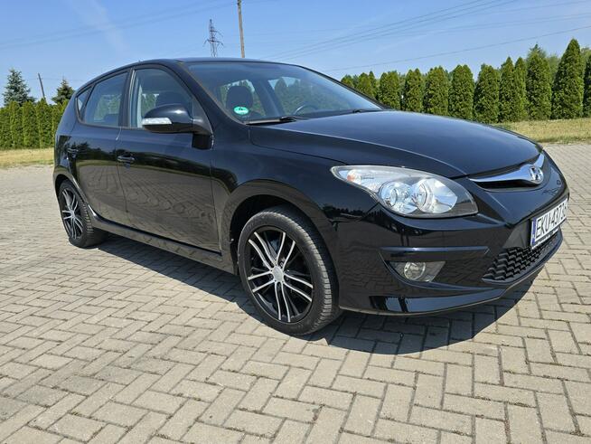 Hyundai i30 1,4Benz. Pół-Skóry.Klimatronic.Parktronic.Lift.kredyt.OKAZJA