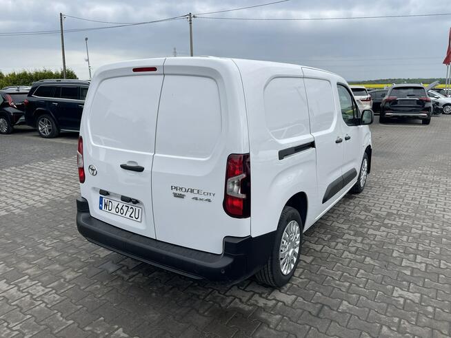 Toyota Proace City Salon PL L2 HAK Blaszak Klimatyzacja Czujniki park.