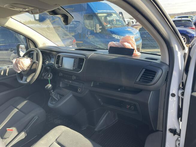 Opel Vivaro Blaszak Klimatyzacja Czujniki park. Zabudowa