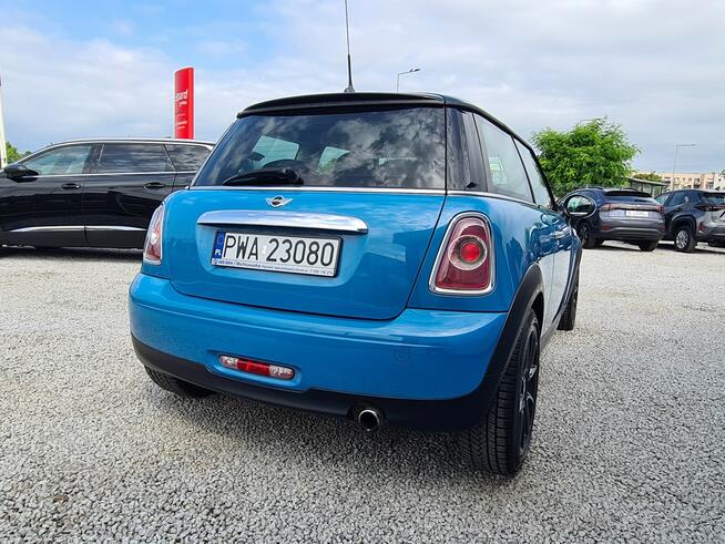 Mini Cooper BAYSWATER Skóra Klimatronik Tempomat Sensory Halogeny Komputer Alu