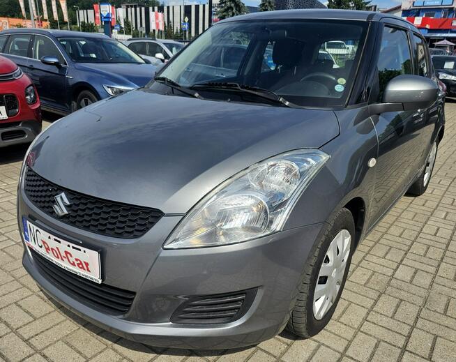 Suzuki Swift Grzane fotelei i lusterka, serwis ASO,