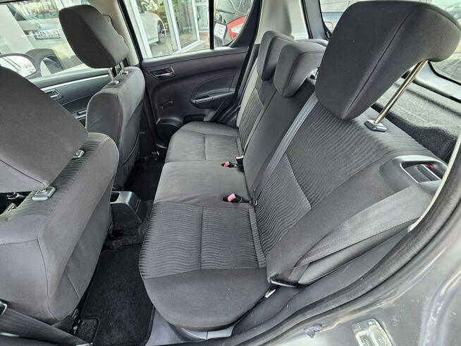 Suzuki Swift Grzane fotelei i lusterka, serwis ASO,