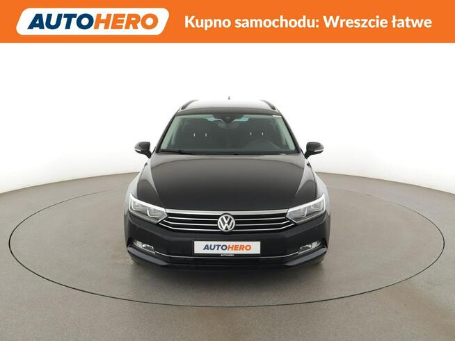 Volkswagen Passat virtual, led, masaże, navi, kamera, pdc, asystenci