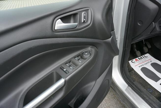 Ford Kuga polski salon, atrakcyjny przebieg