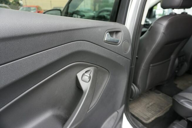 Ford Kuga polski salon, atrakcyjny przebieg