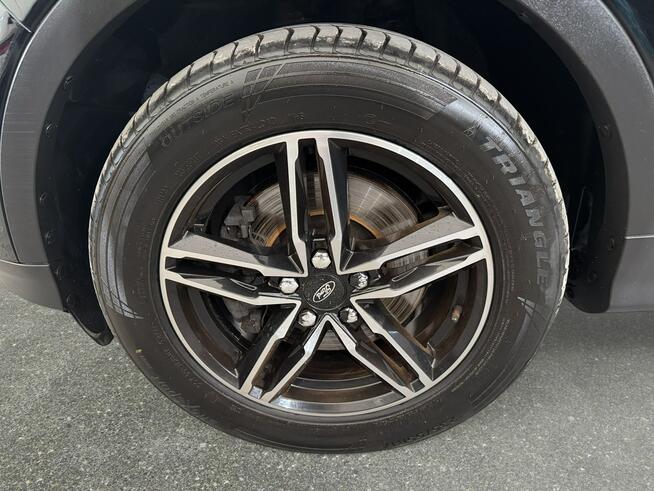Ford Kuga 2.0d 150KM M6 2017 r., komplet opon przebieg tylko 98tys.km