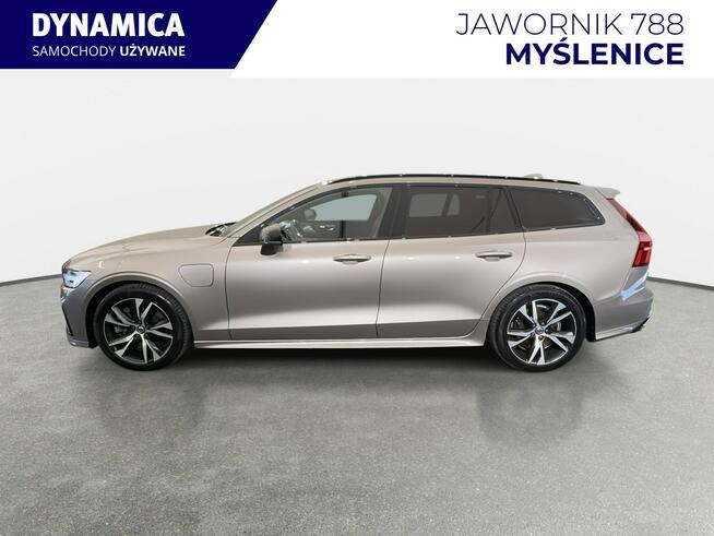 Volvo V60 VAT 23% R-Design 2.0 T8 PHEV 455KM automat AWD 2022 r., salon PL HAK