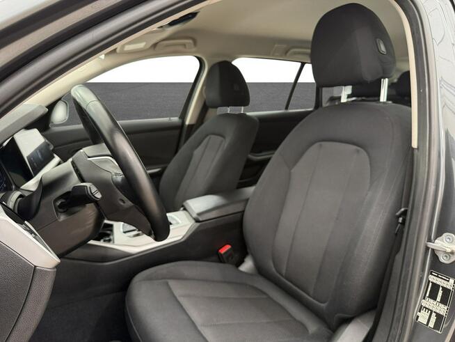 BMW Seria 3 318i aut Kombi