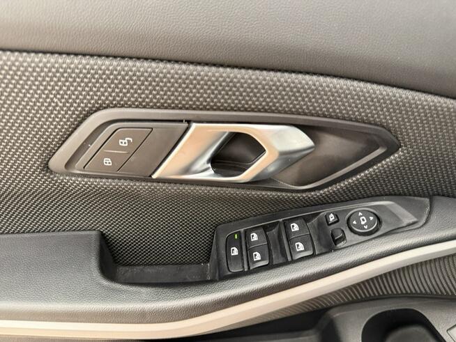 BMW Seria 3 318i aut Kombi