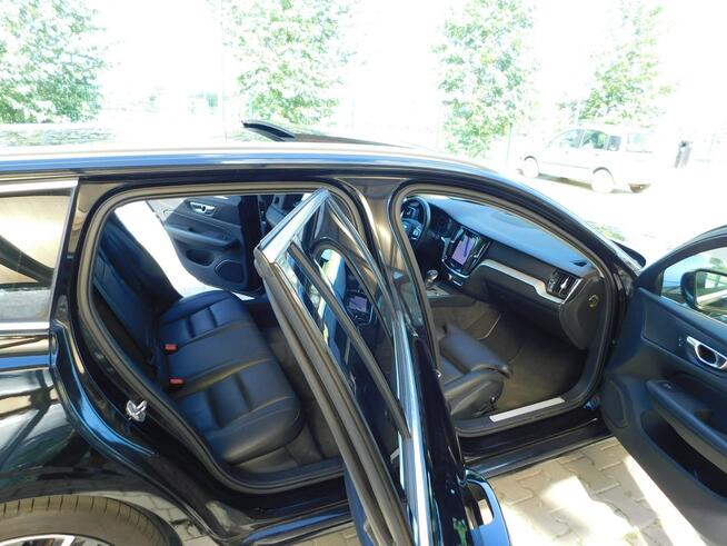 Volvo V60 z Gwarancją Skóra Fotele Sporty Podgrzewane Panorama BLiS