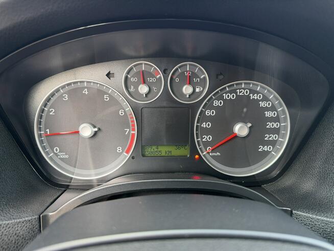 Ford Focus Nowy kompletny rozrząd, Automatyczna klimatyzacja, OC do 2027