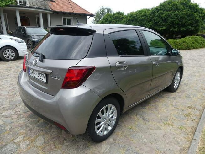 Toyota Yaris 1,33 VVTi Premium Edition Klima Kamera Cofania Alu 7 x Airbag