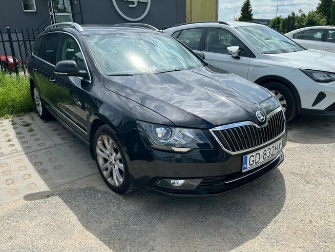 Syndyk sprzeda samochód Skoda Superb 2014, 134 089 km