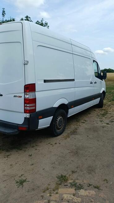 Mercedes sprinter sredni