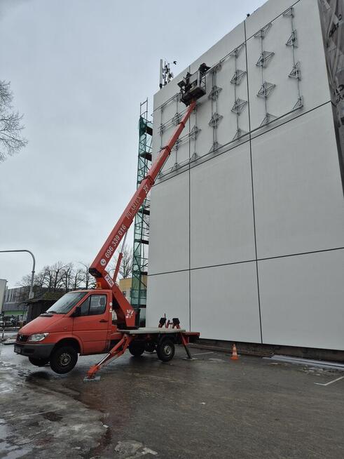Usługi podnośnikiem koszowym