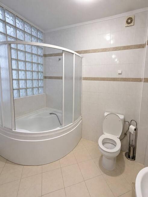 Hostel tanie noclegi , kwatery pokój z łazienką. Хостел