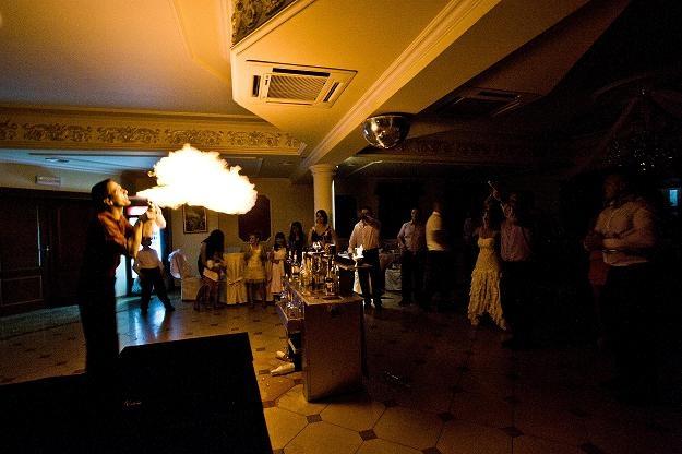 FLAIR FANATIC Pokazy barmańskie Obsługa Fontanny alkoholowe