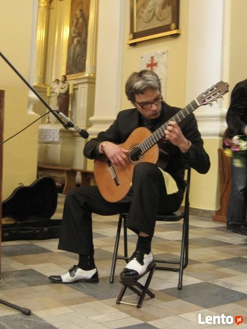 Nauka gry na gitarze klasycznej Warszawa. solidnie .