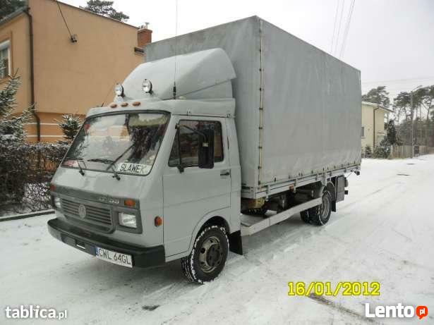 transport przewozy przeprowadzki uslugi transportowe