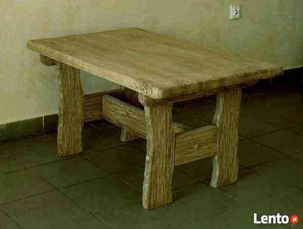 OKAZJA - Rzeźbiony stolik kawowy