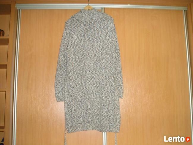 długi sweter z paskiem 40-42 Yessica