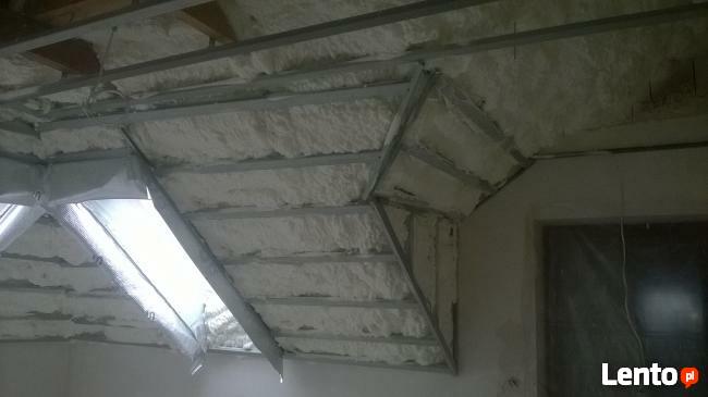 Ocieplenia poddaszy pianą poliuretanową (PUR)