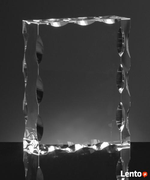 Koń 3D wygrawerowany w krysztale- prezent dla taty