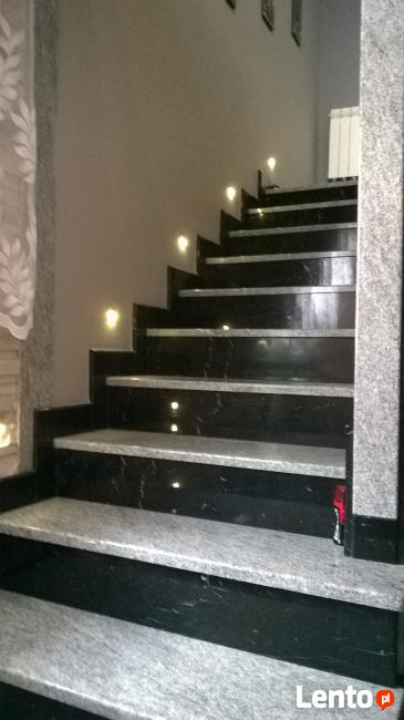 Granitowe blaty kuchenne , schody wewnętrzne ,parapety.