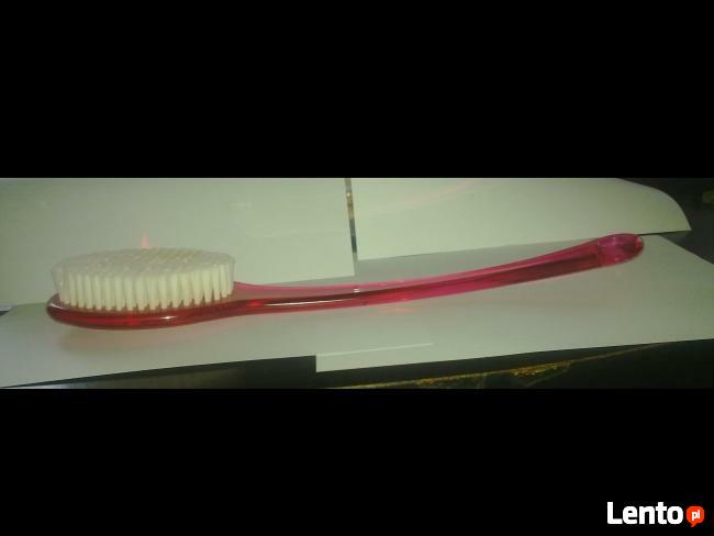 Szczotki. Szczoteczki. Nowe.