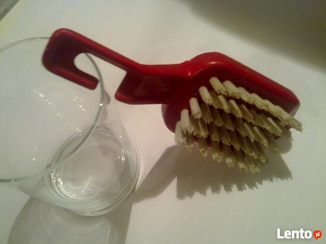 Szczotki. Szczoteczki. Nowe.