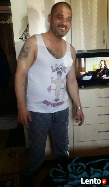 Nic nie szukam tez nic nie odrzucam.Milo poznam ciebie ;)