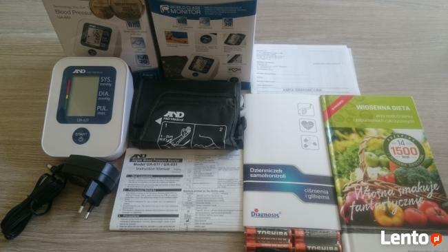 Ciśnieniomierz naramienny AND UA-651 z zasilaczem, automatyc