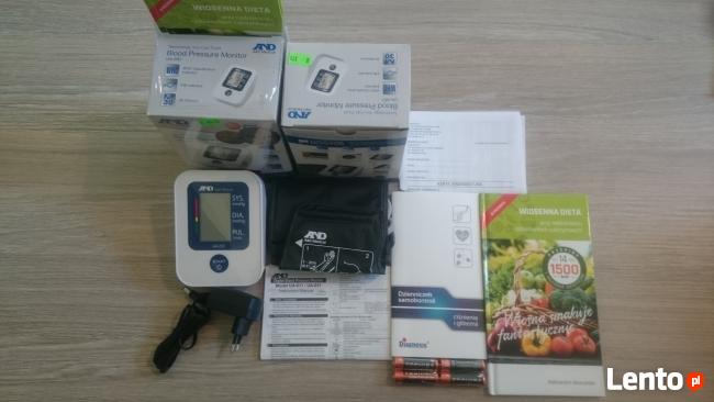 Ciśnieniomierz naramienny AND UA-651 z zasilaczem, automatyc