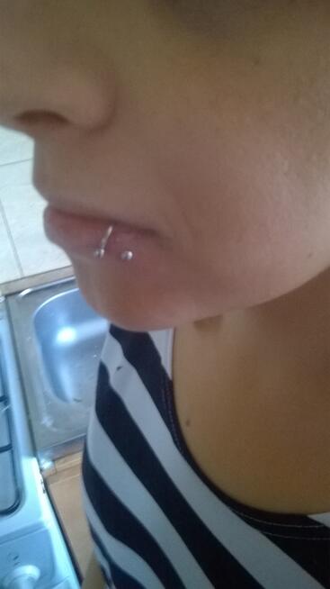 Kolczykowanie z dojazdem do klienta