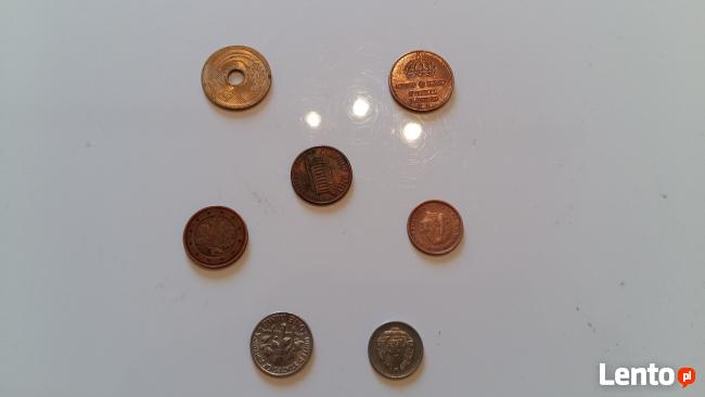 Zestaw różnych monet zagranicznych z lat 1955 - 1983