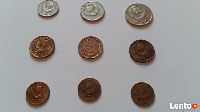 Zestaw różnych monet zagranicznych z lat 1955 - 1983