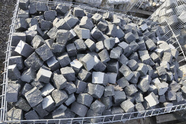 KOSTKA GRANITOWA CZARNA, KAMIEŃ NATURALNY, KOSTKA BRUKOWA