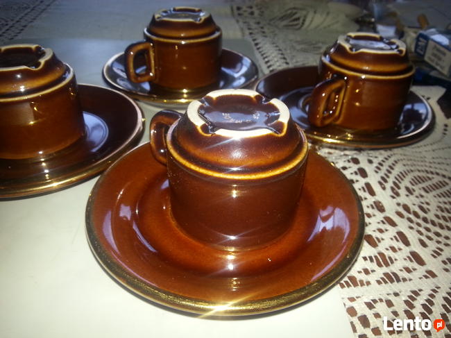 4 filizanki ze spodkami