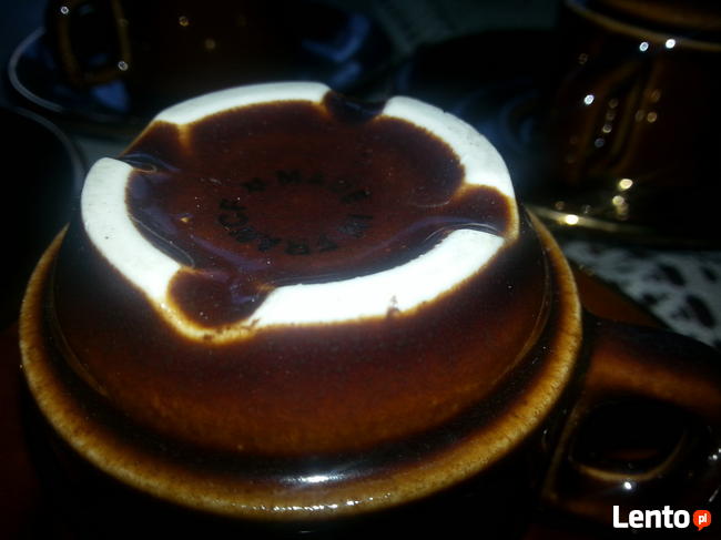 4 filizanki ze spodkami