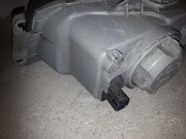 Sprzedam reflektor do Daewoo Nubira I