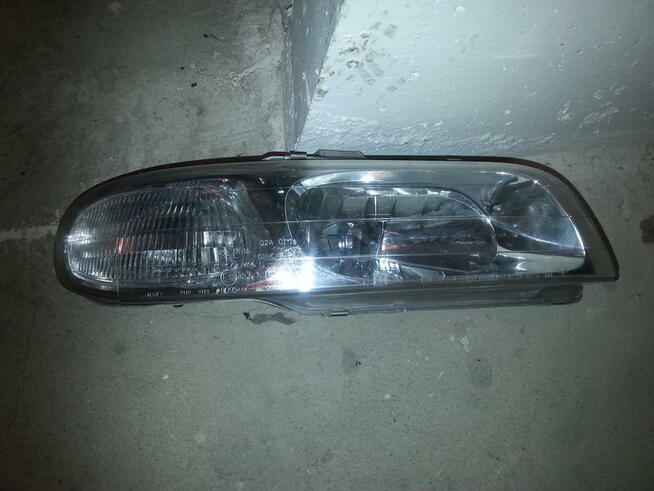 Sprzedam reflektor do Daewoo Nubira I