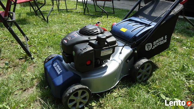 Kosiarka spalinowa BRIGGS&STRATTON 450 z Napędem