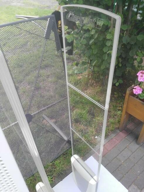 Bramki antykradzieżowe Checkpoint do samodzielnego montażu z