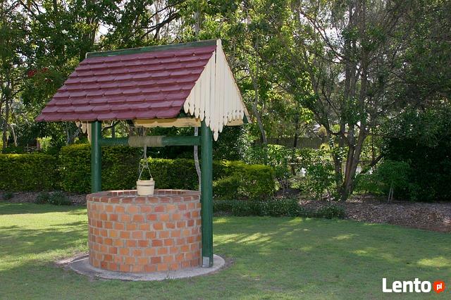 Radiesteta , Różdżkarz, tyczenie wody, studni ...