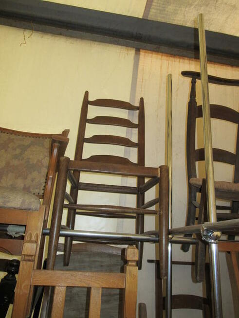 Krzesło 2szt drewniane po 30zł
