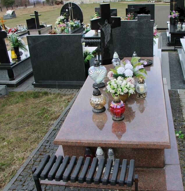 KAMIENIARSTWO , NAGROBKI , SARKOFAGI , GROBOWCE