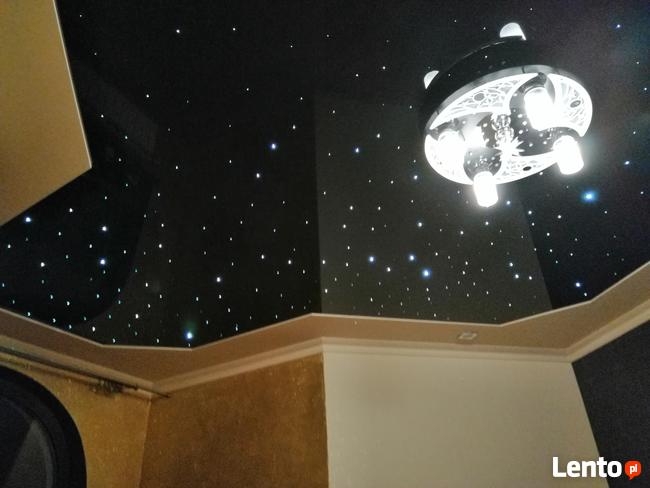 Gładki Prosty Sufit - Sufity Napinane Wykończenia Wnętrz